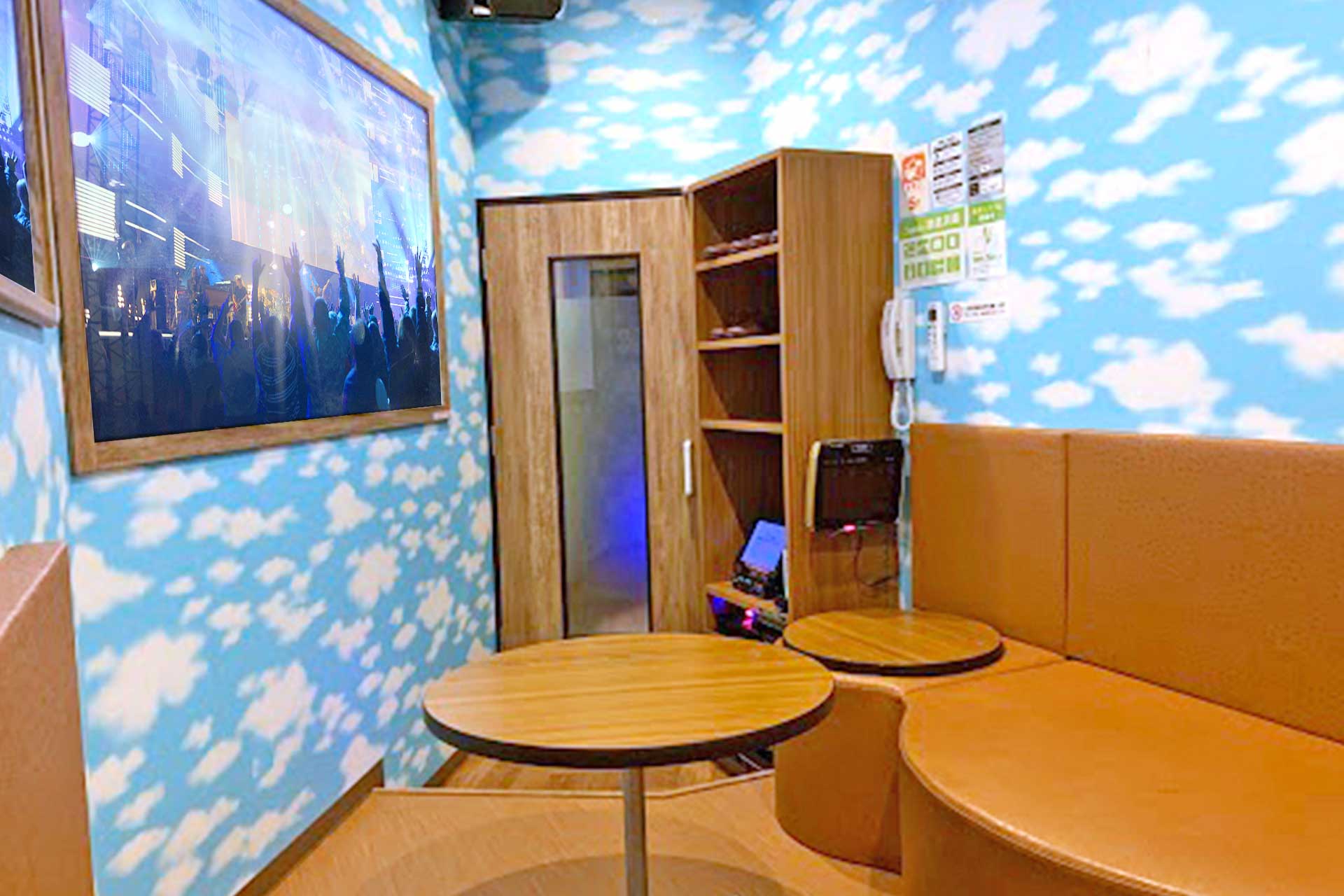 プロジェクタールーム（Blu-ray/ミラーリング設置）