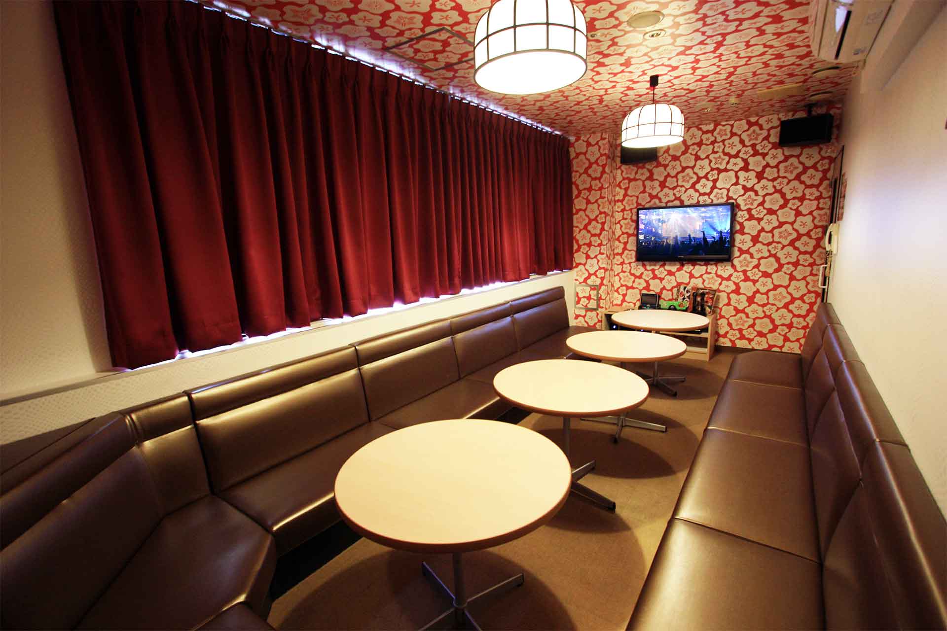 和モダンルーム