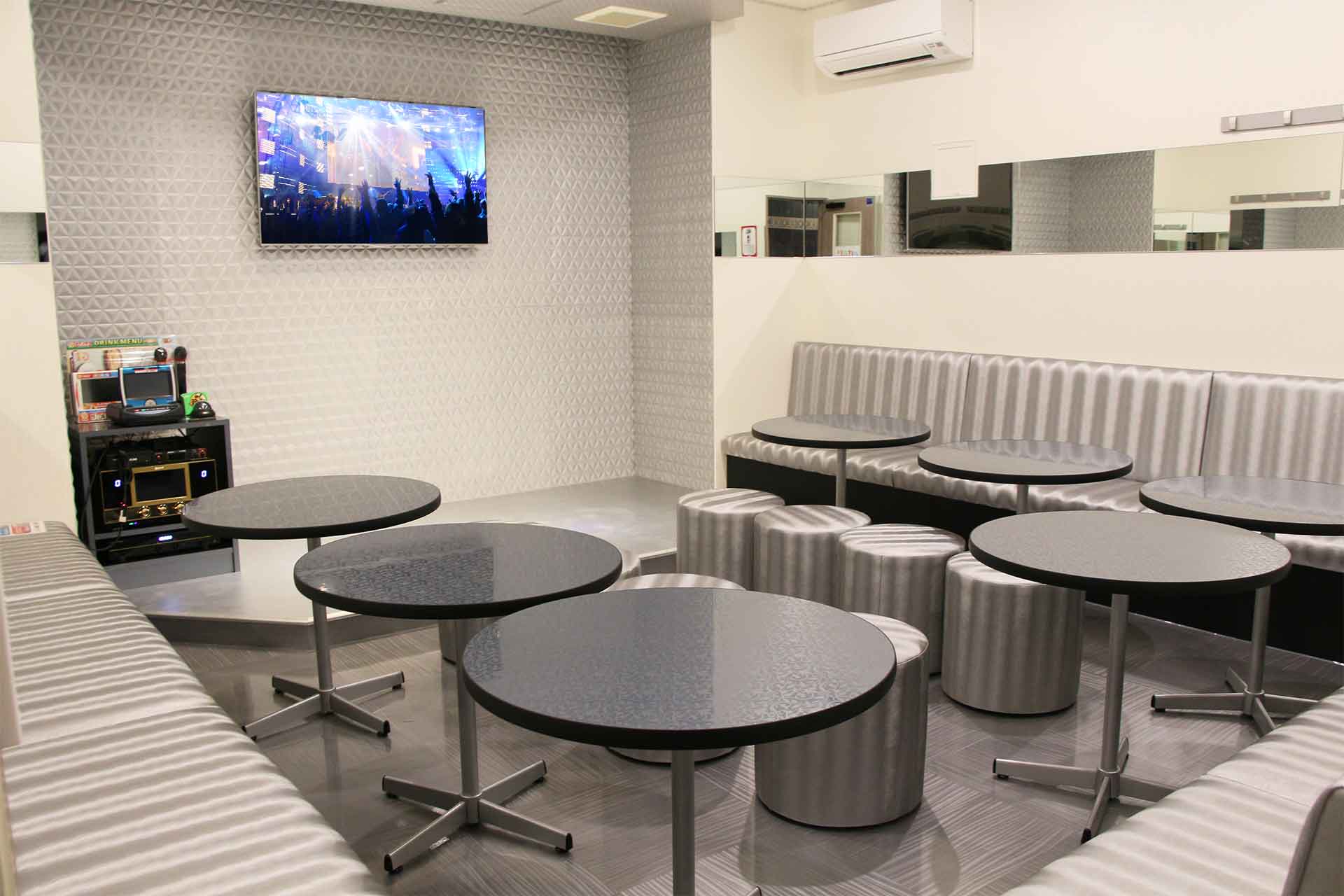 スーパーステージルーム