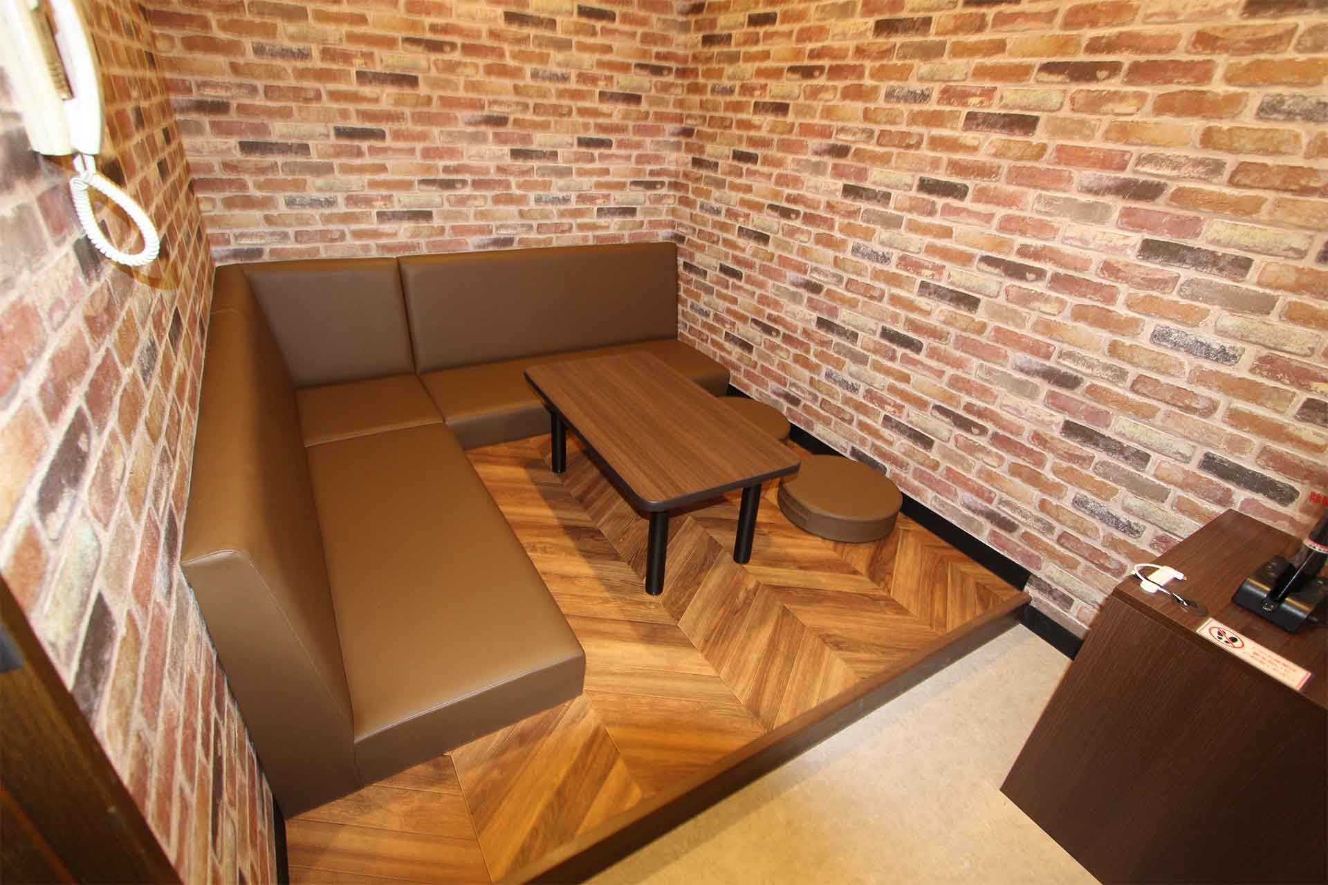 ローソファールーム