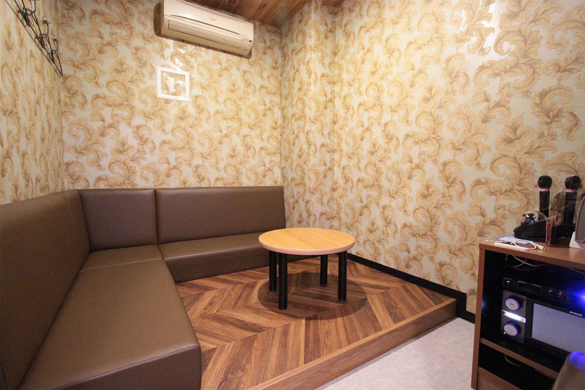 ローソファールーム