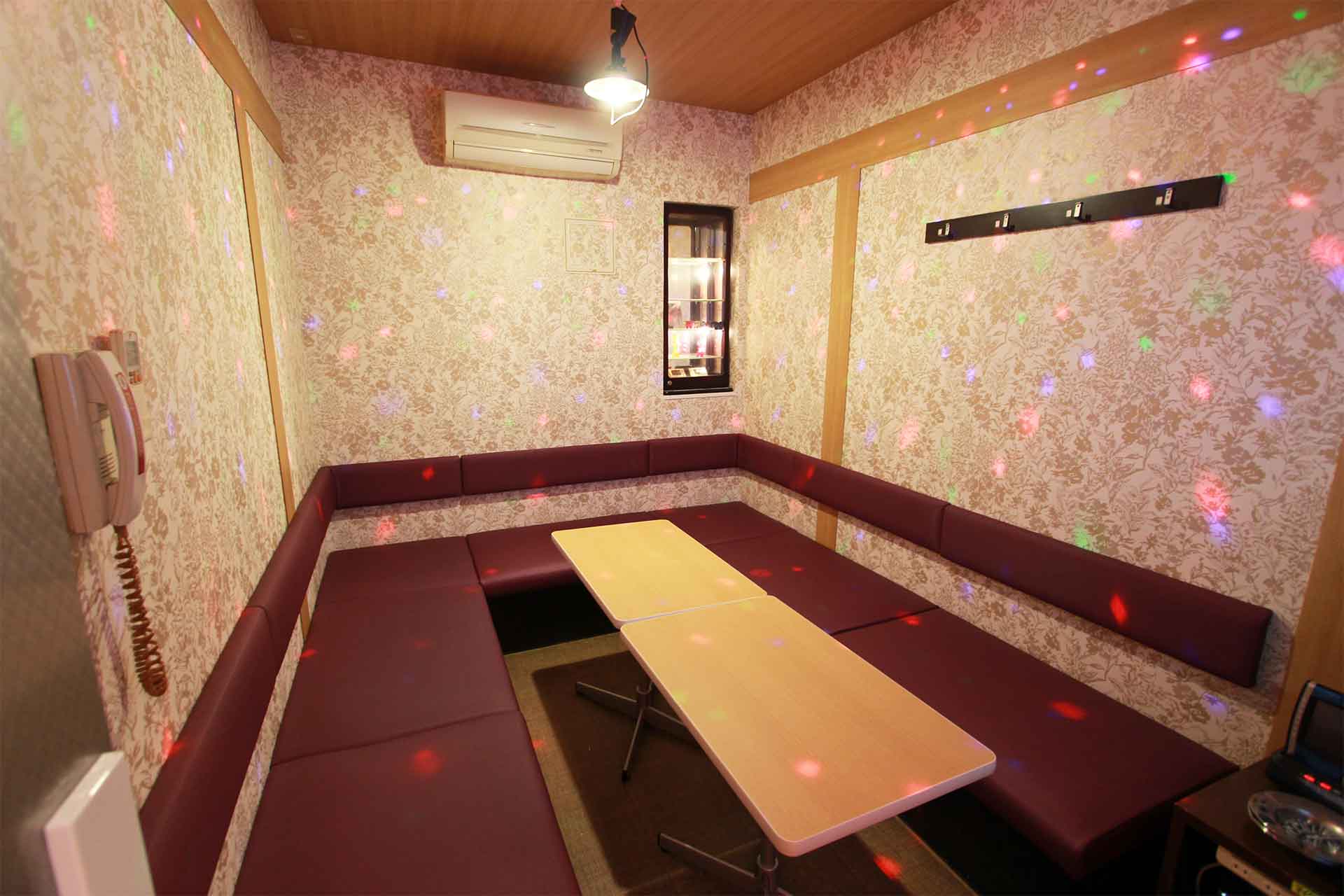 和モダンルーム