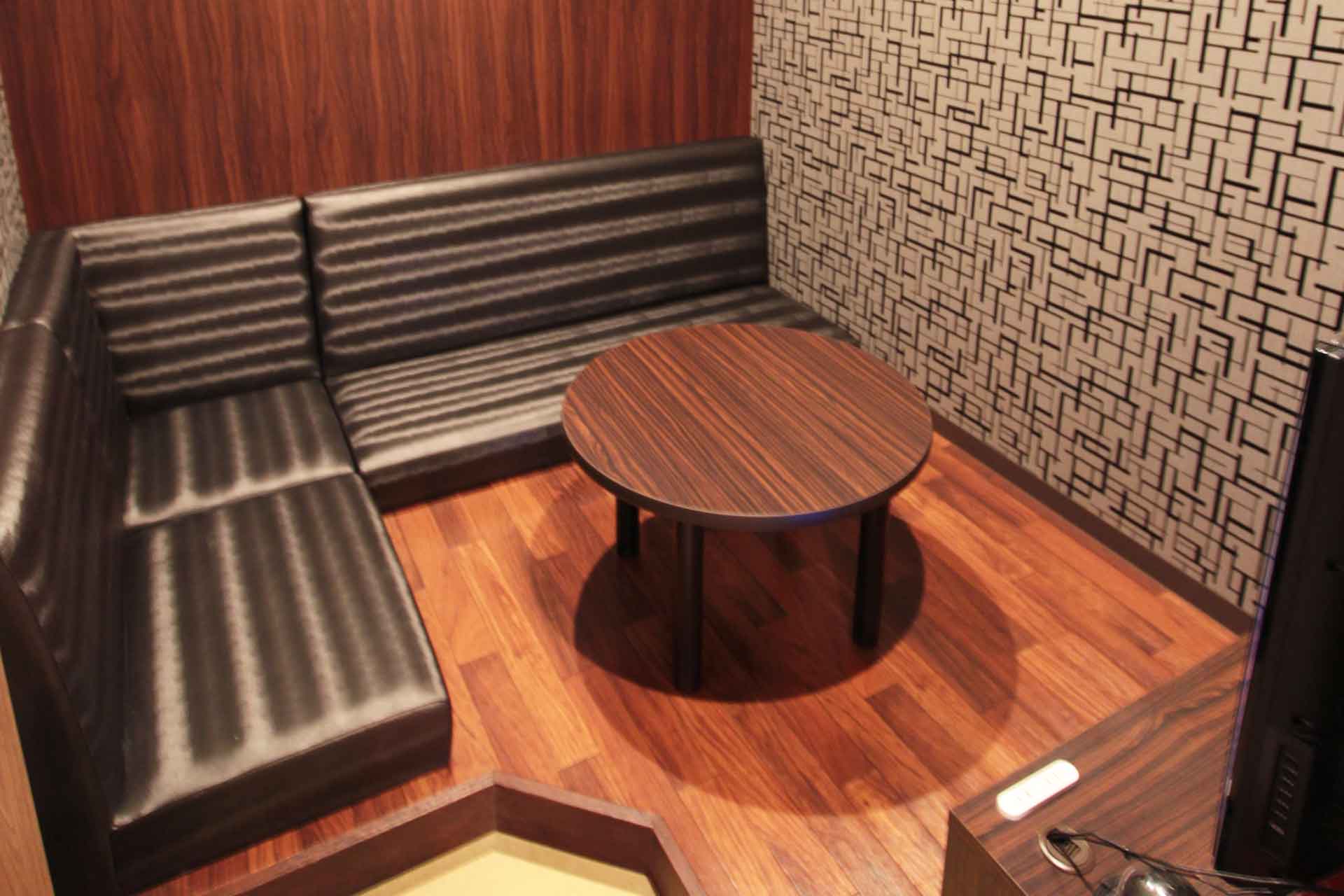 ローソファールーム（Blu-ray/DVD設置）