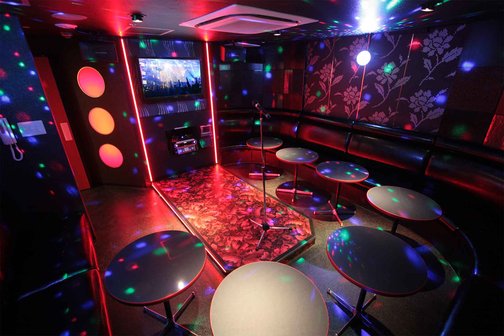 スーパーステージルーム