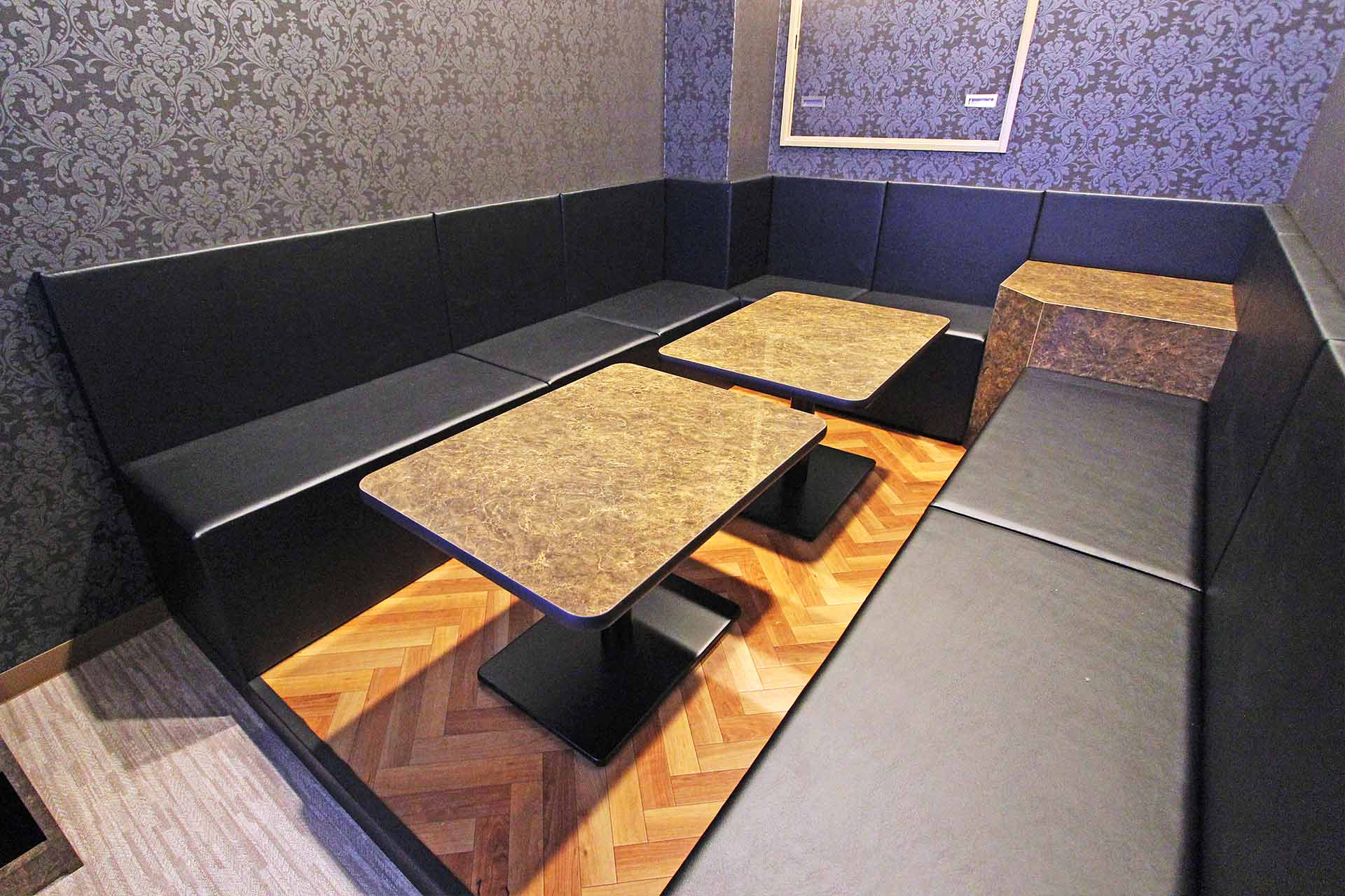 ローソファールーム（ミラーリング設置）