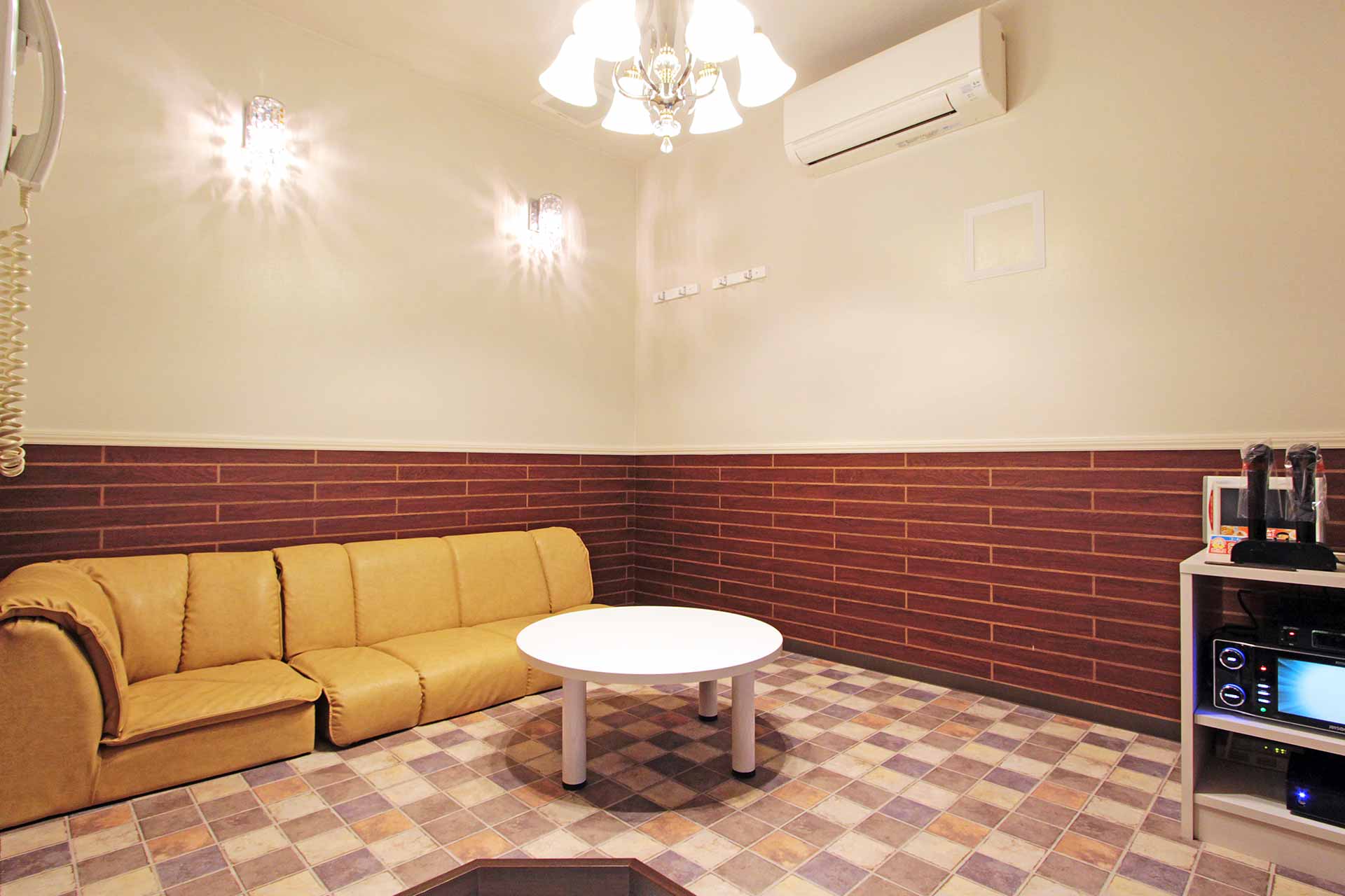 ローソファールーム（Blu-ray/DVD設置）