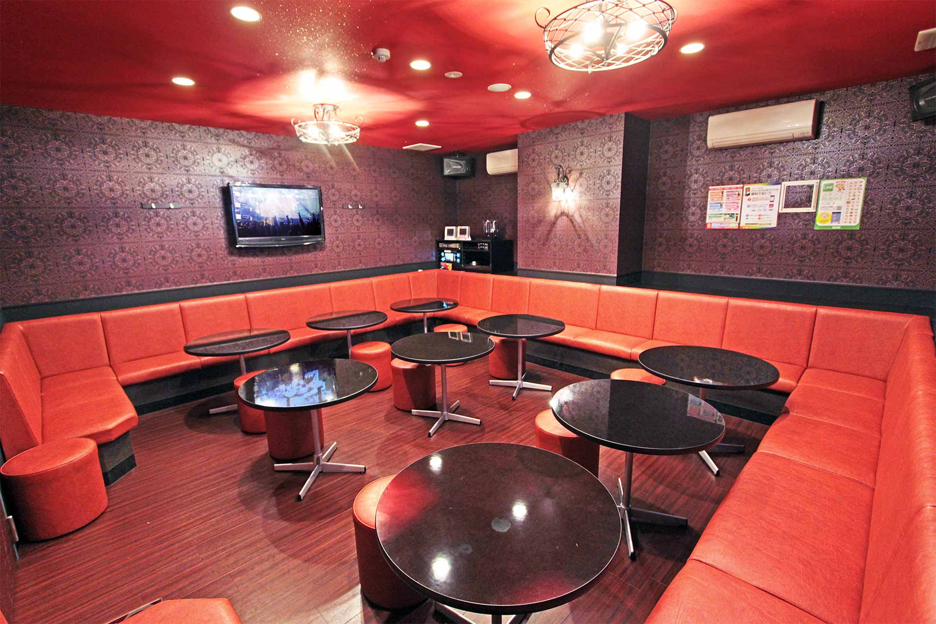 パーティールーム（Blu-ray設置）