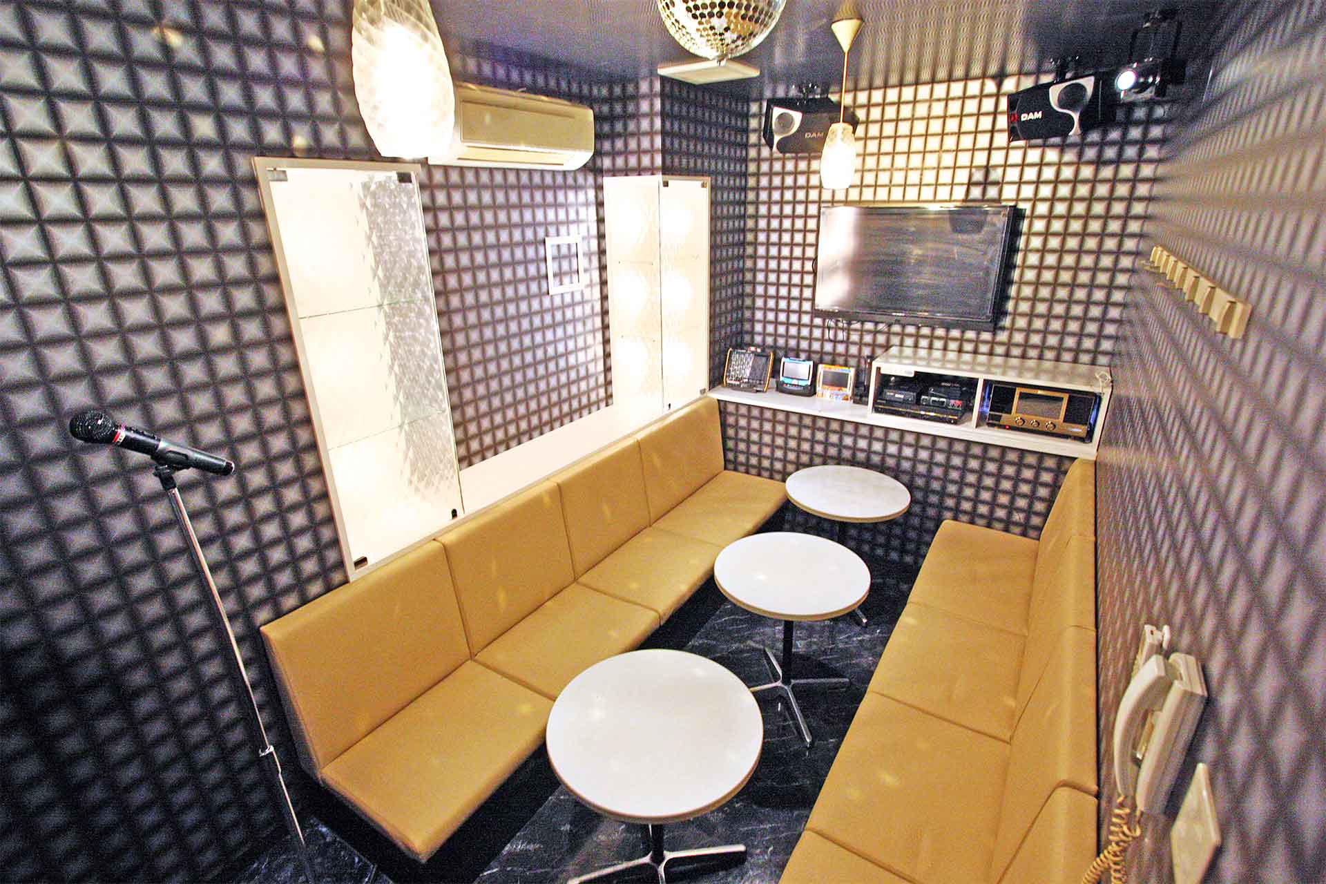 ディスコルーム