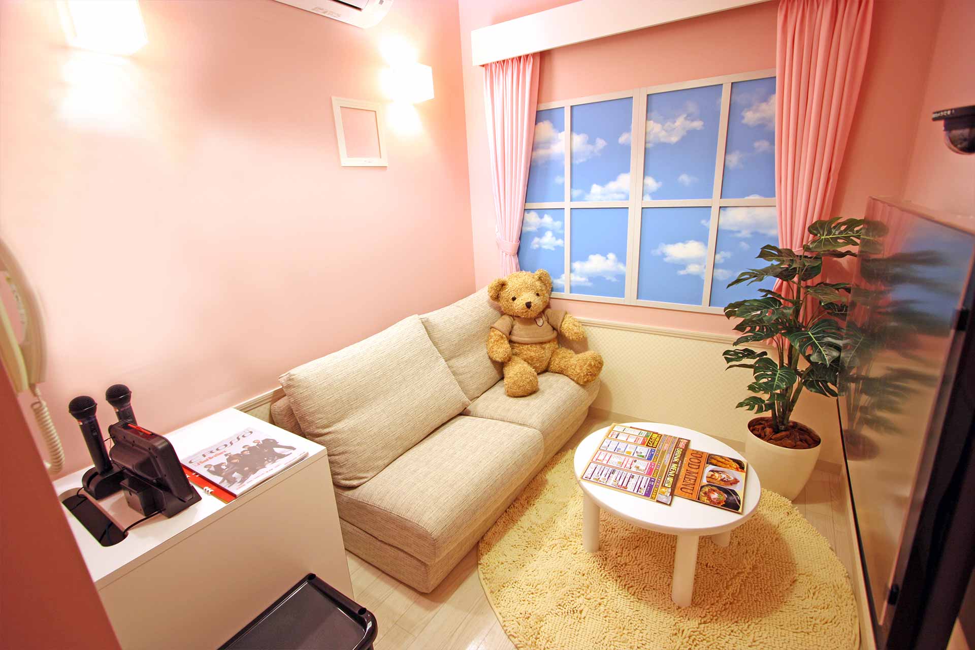 ローソファールーム（DVD設置）