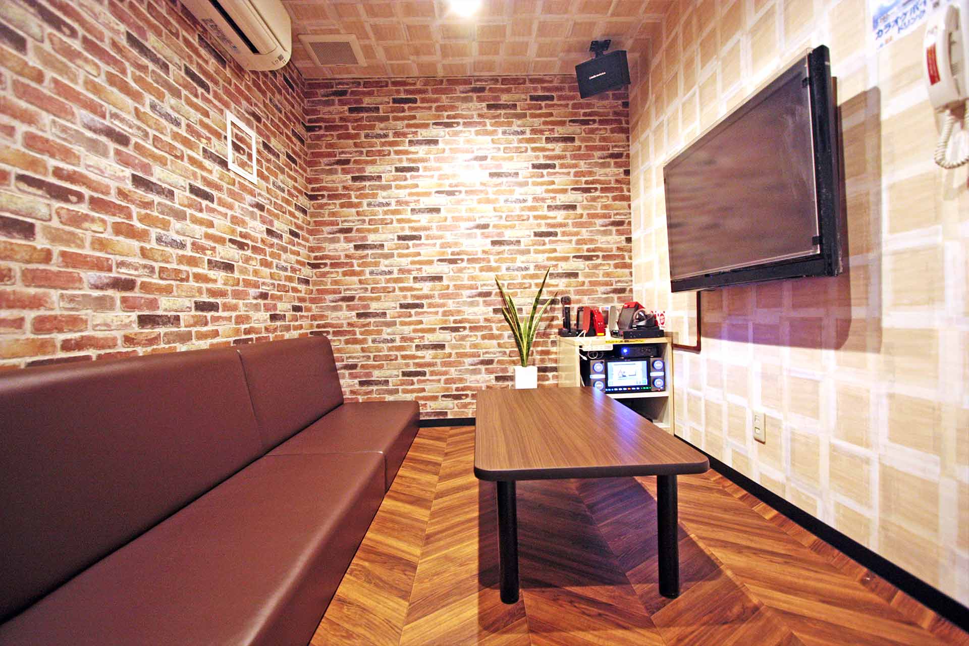 ローソファールーム（Blu-ray/DVD設置）