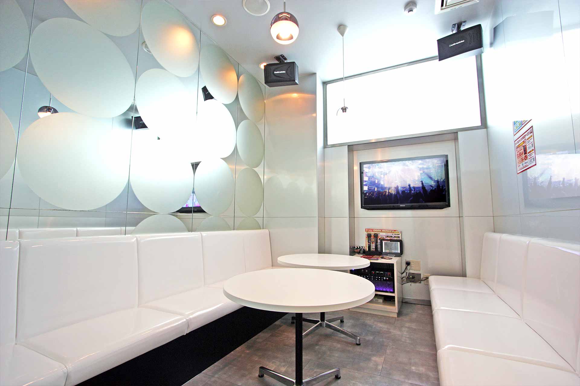 シャイニールーム