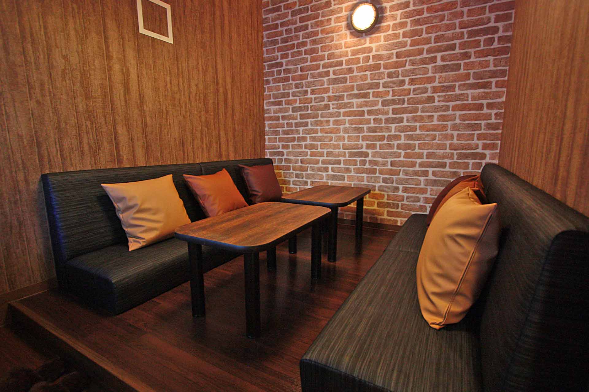 プライベートルーム（ミラーリング設置）