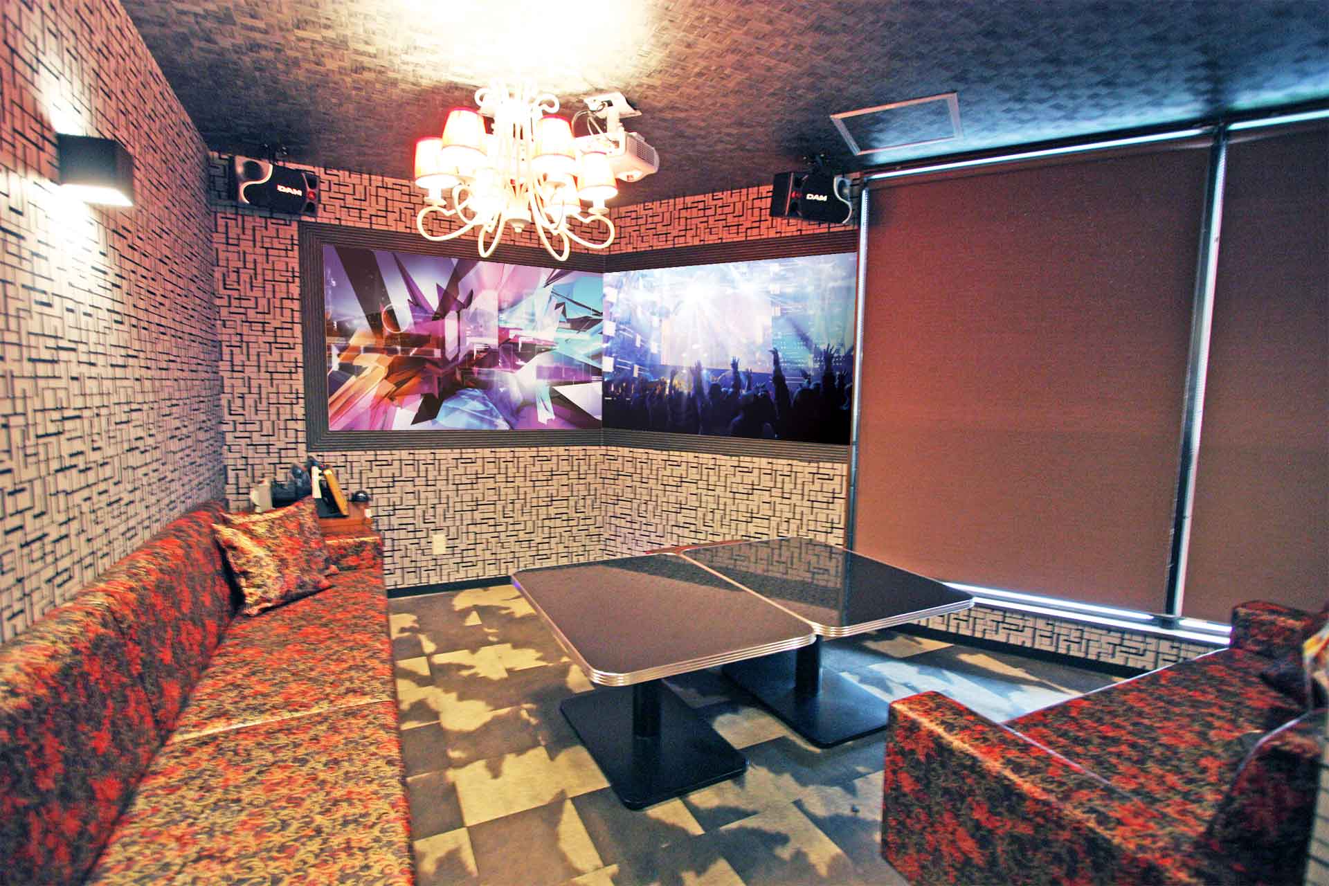 レセプションルーム（Blu-ray/ミラーリング設置）