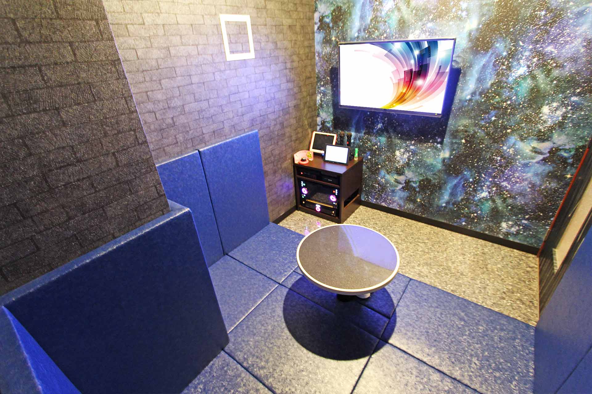 マットルーム（Blu-ray/DVD設置）