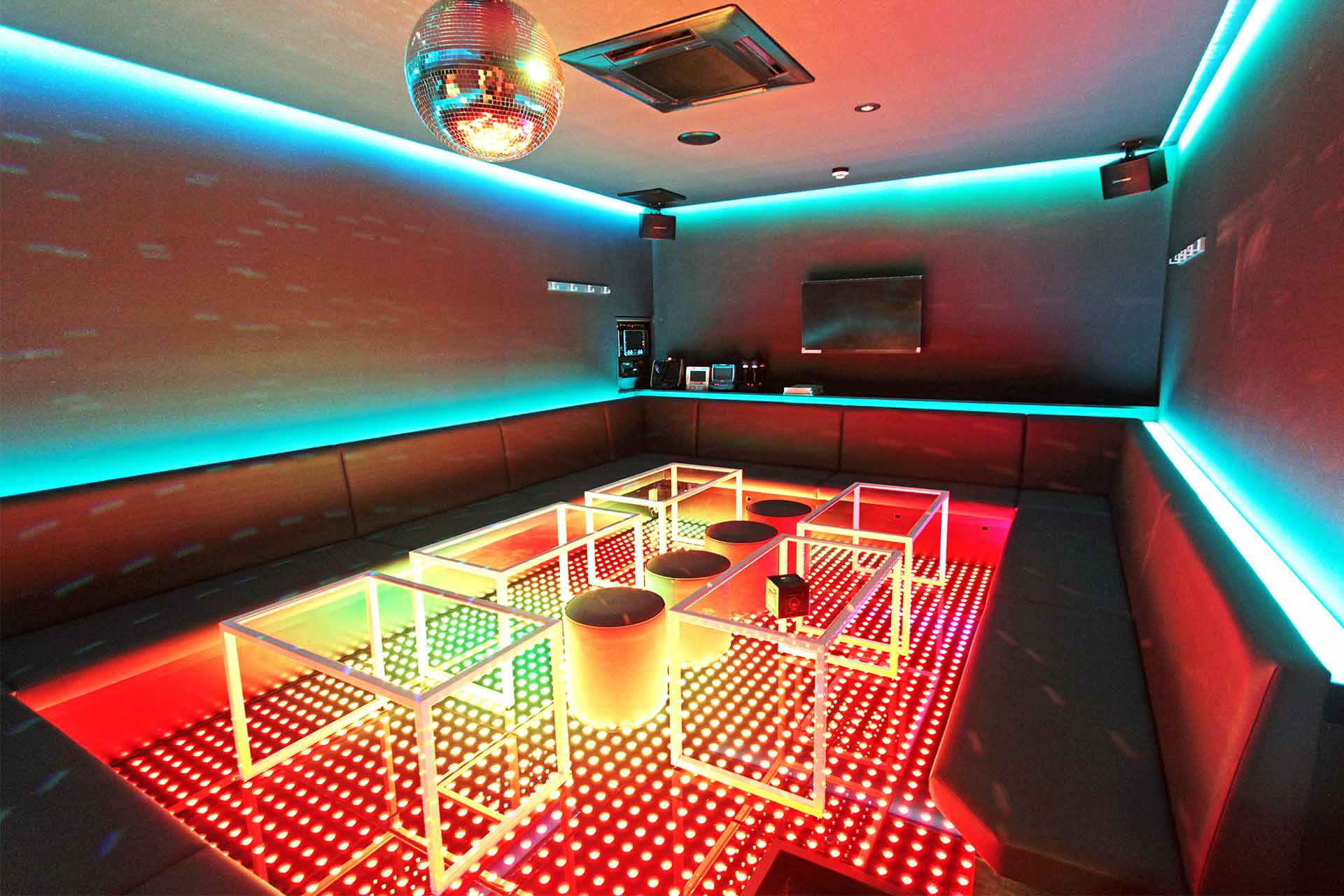 シャイニングフロアルーム