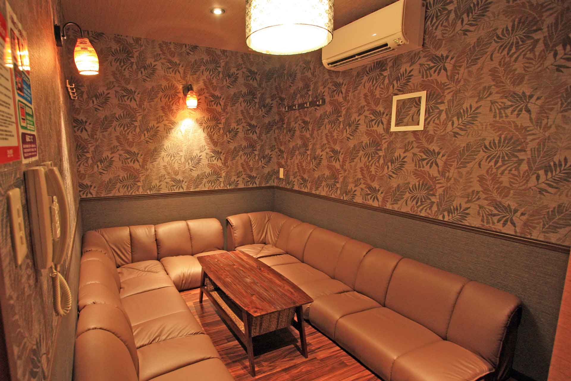 ローソファールーム