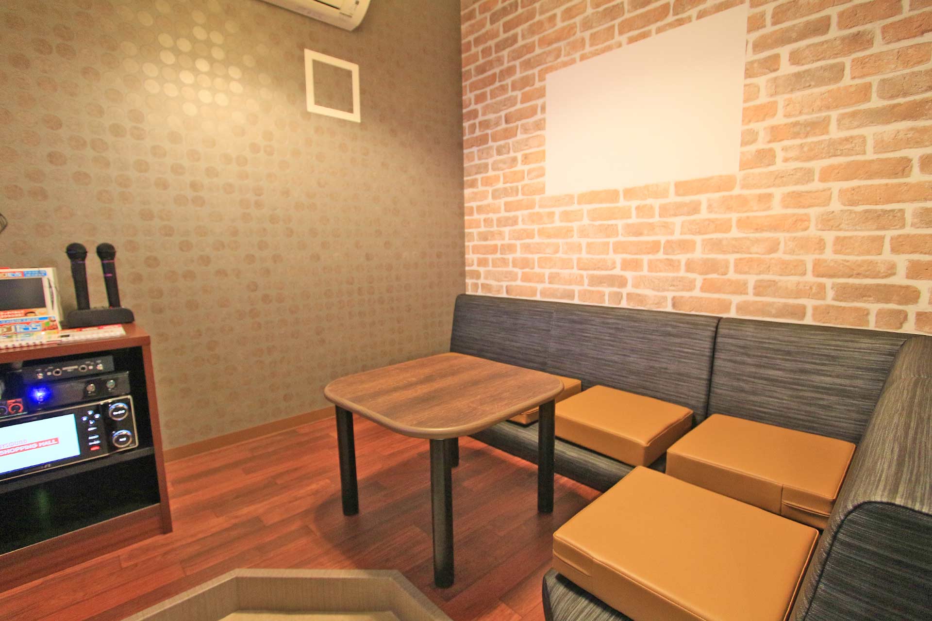 ローソファールーム