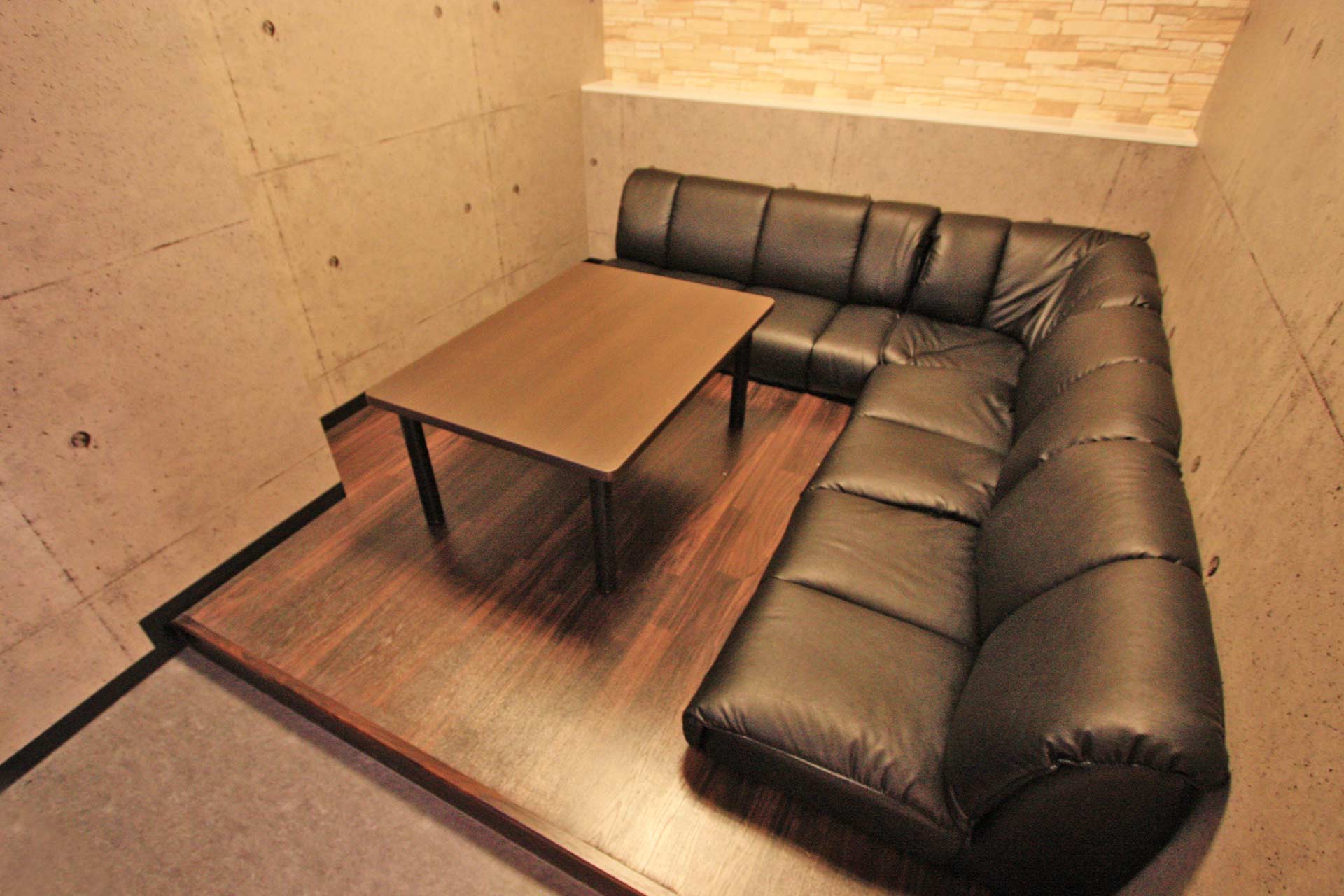 ローソファールーム