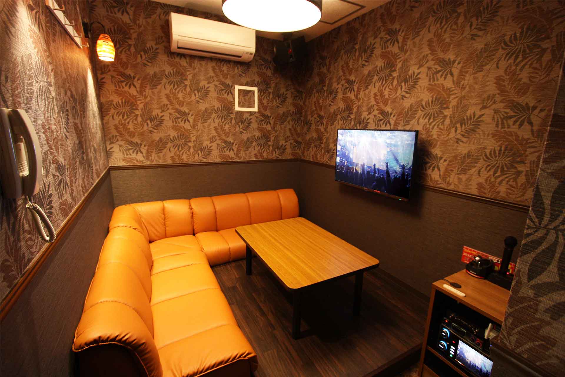 ローソファールーム