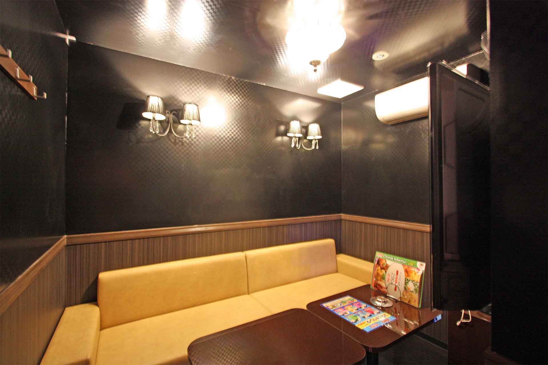 レセプションルーム（Blu-ray/DVD設置）