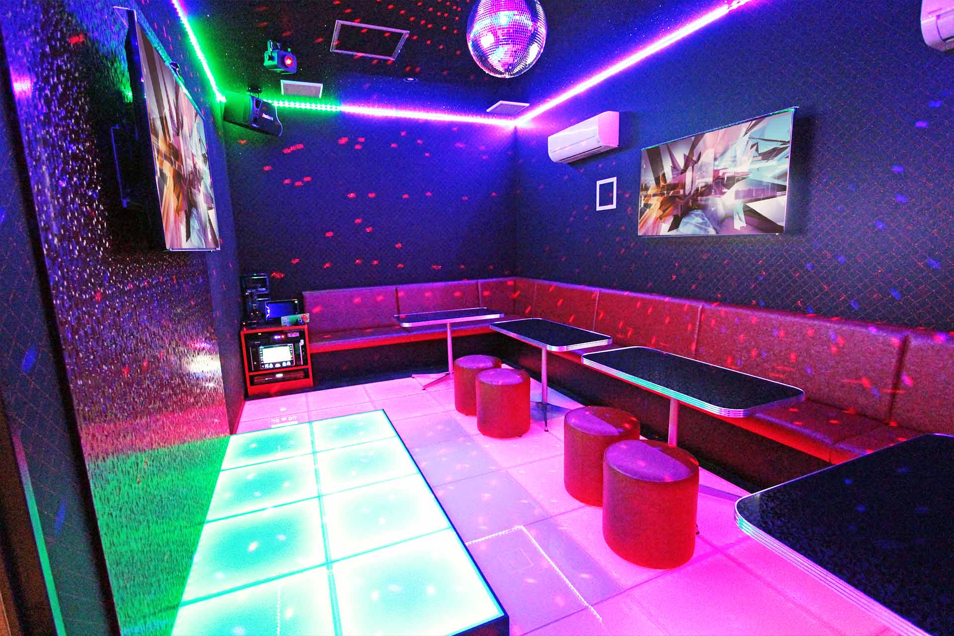 シャイニングフロアルーム