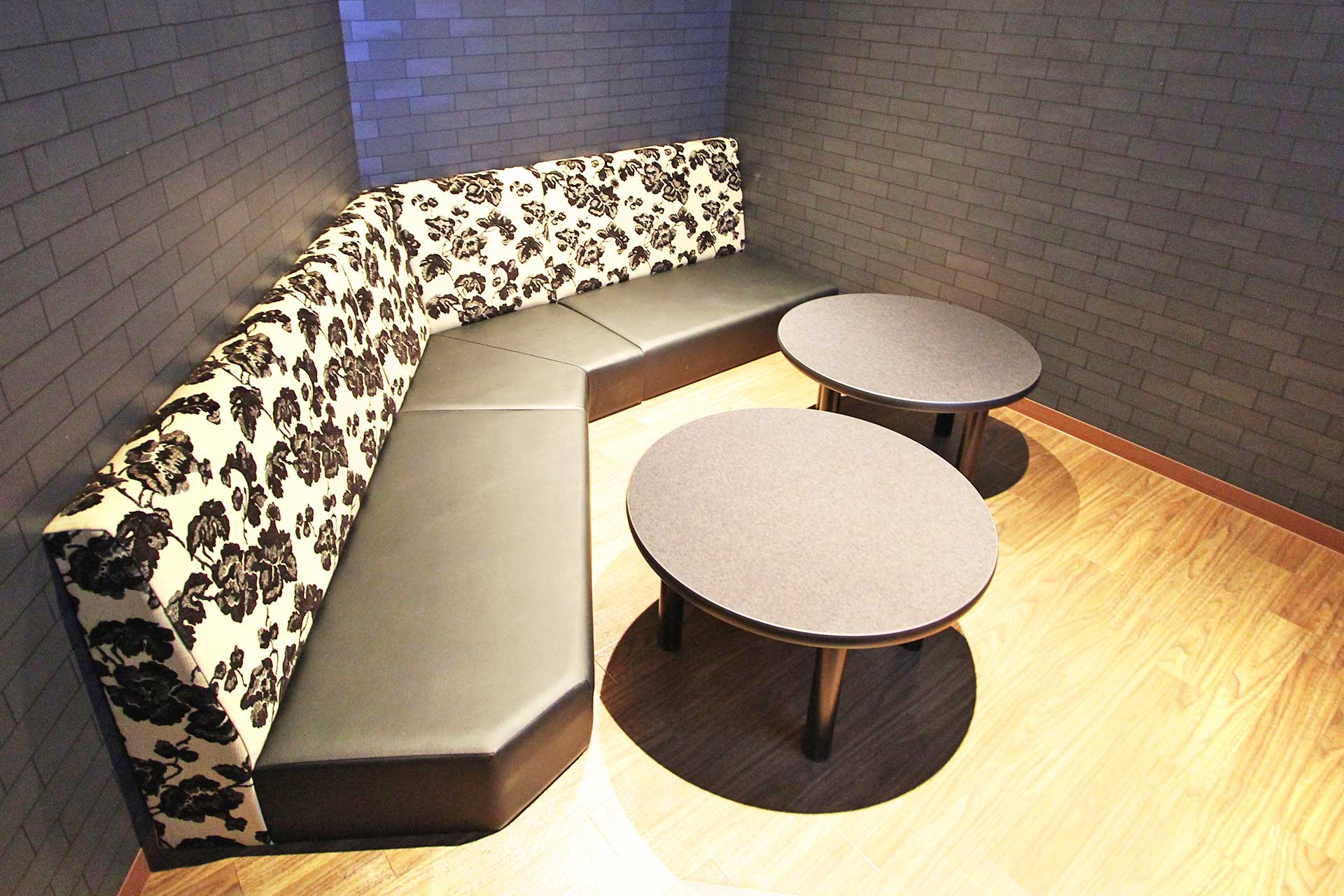 ローソファールーム（Blu-ray/ミラーリング設置）