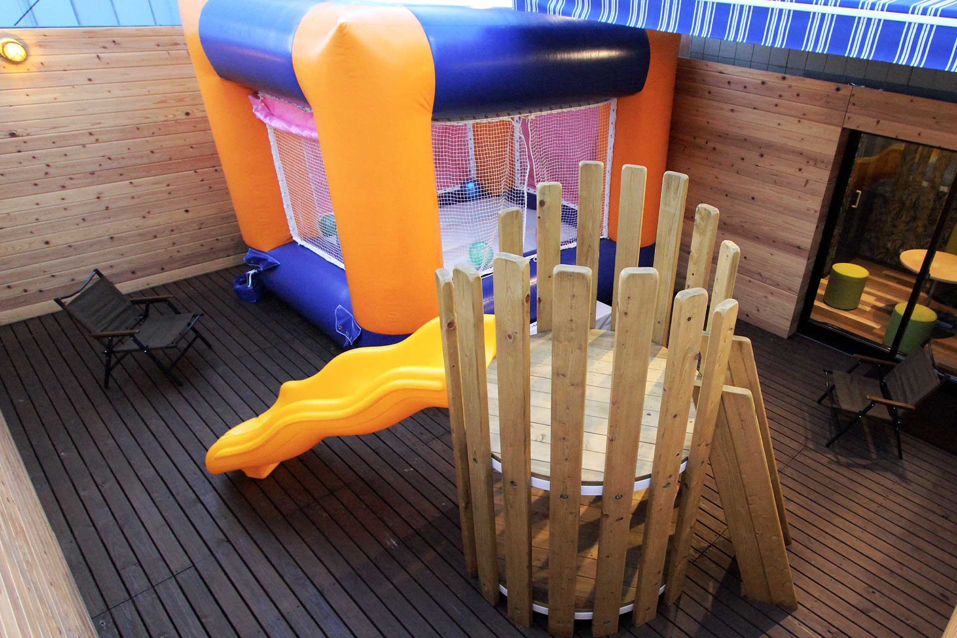 キッズアミューズメントルーム（ミラーリング設置）