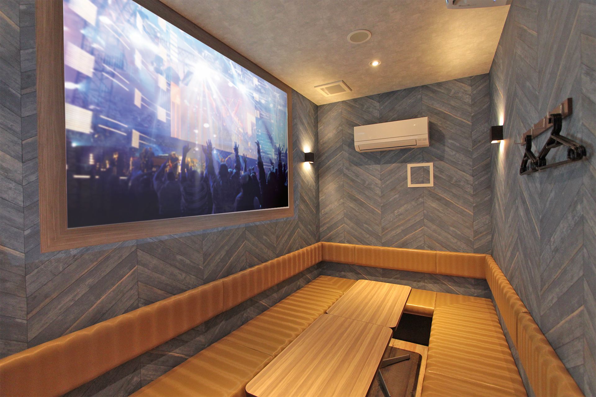 プロジェクタールーム（Blu-ray/ミラーリング設置）