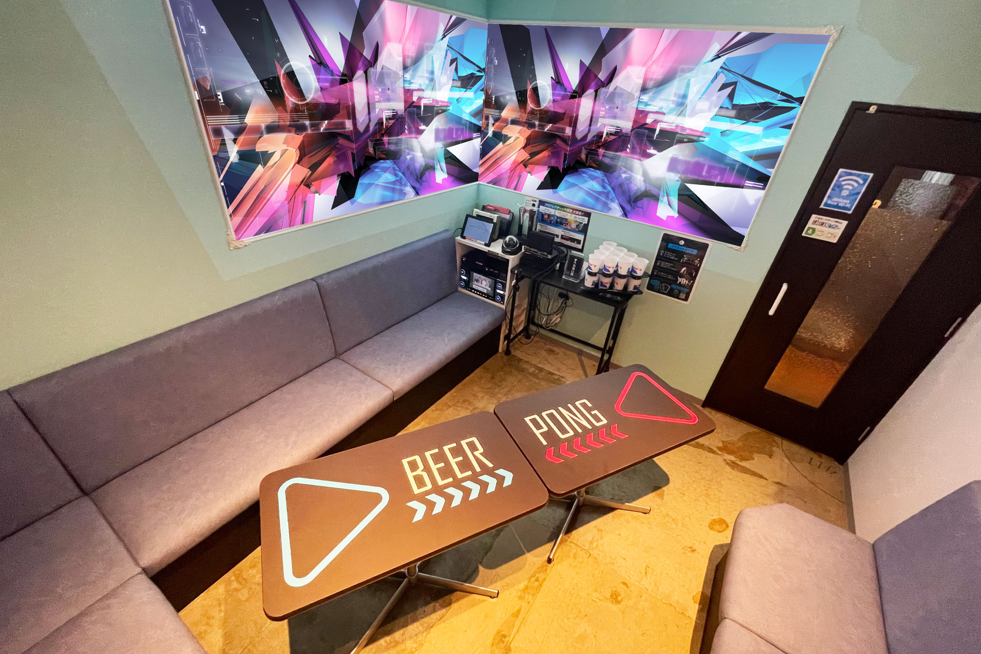 パーティールーム（ビアポン/ミラーリング/Blu-ray）