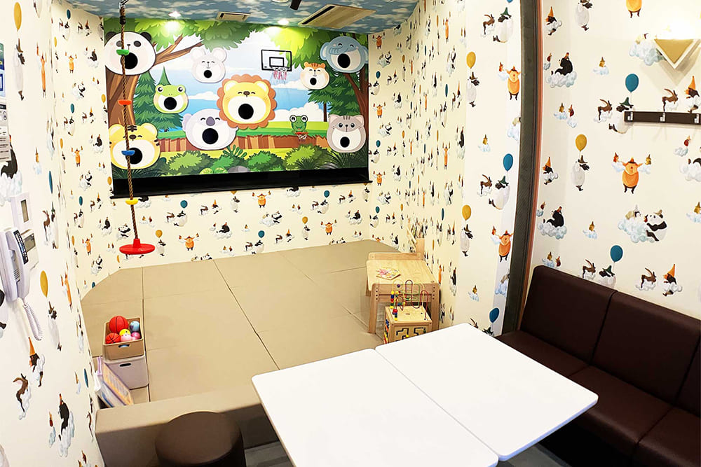 プレミアムキッズルーム（Blu-ray/DVD設置）