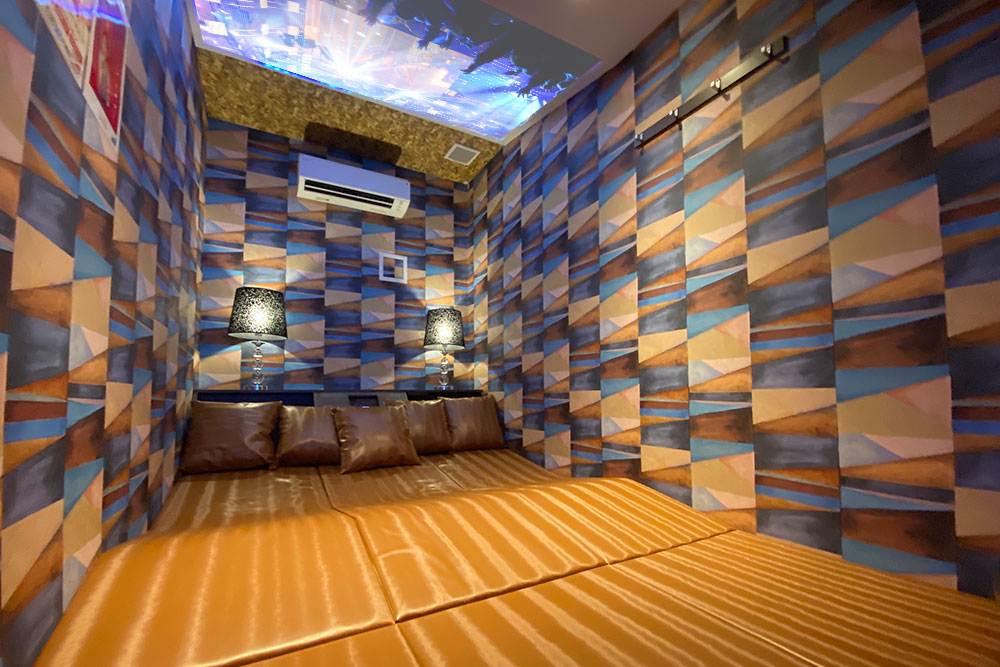 朝までみんなで寝ころべルーム（Blu-ray/DVD設置）