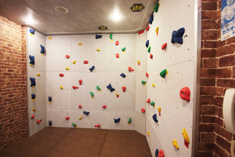 ボルダリングルーム:高槻2号店