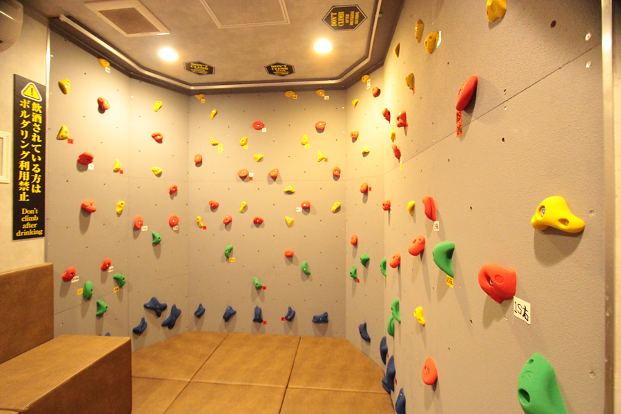 ボルダリングルーム:心斎橋3号店_02